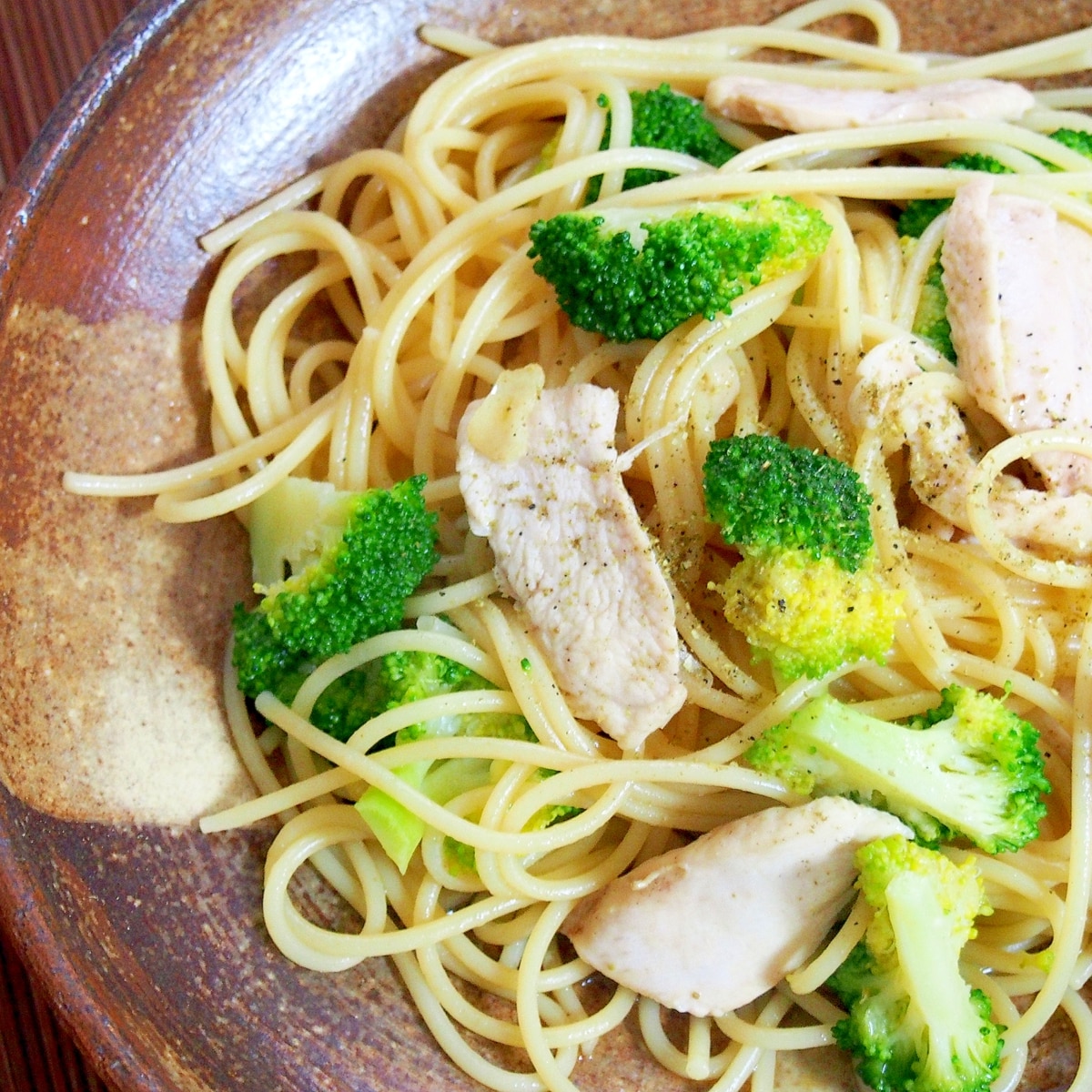 鶏肉とブロッコリーの和風パスタ レシピ 作り方 By Hana Mama 楽天レシピ